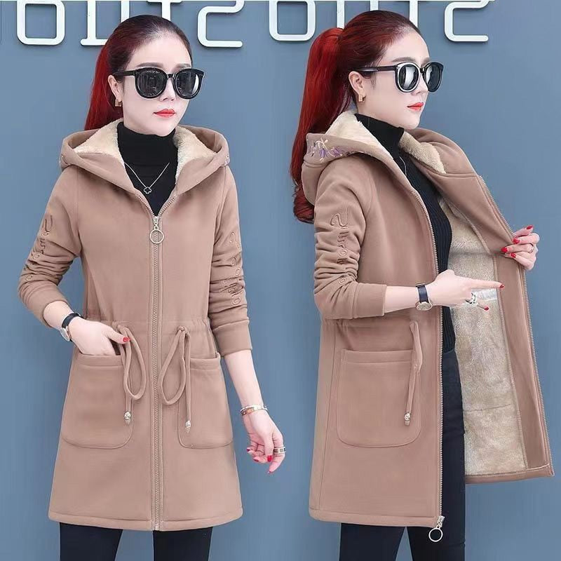 Elegant long women's jacket